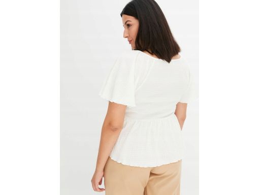 B.P.C bluzka śmietankowa z krepy r.48/50