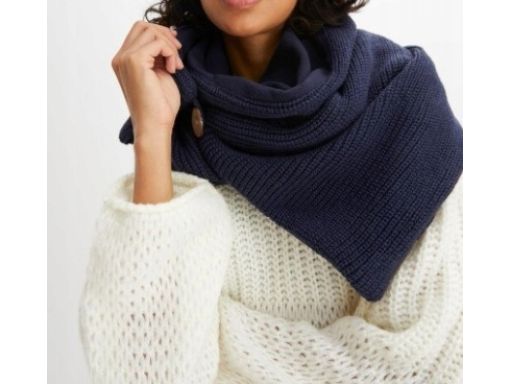 B.P.C komin dzianinowy szalik granatowy z guzikiem ^uniwersalny