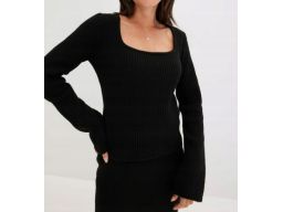 B.P.C sweter czarny dekolt karo prążkowany r.40/42