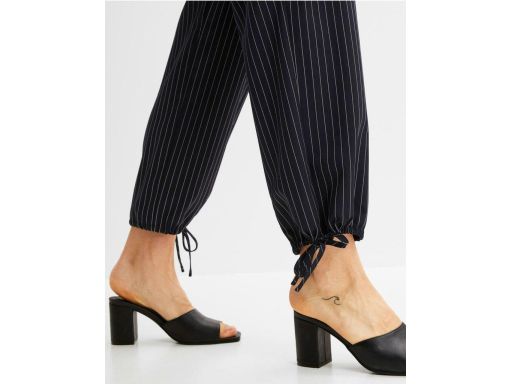 B.P.C spodnie 7/8 bojówki damskie granatowe w paseczki 34.