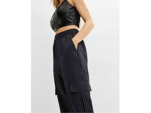 B.P.C spodnie 7/8 bojówki damskie granatowe w paseczki 34.