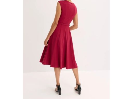 B.P.C sukienka midi z z paskiem bordowa 50.