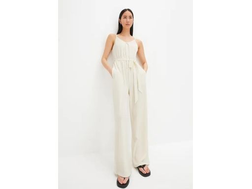 B.P.C kombinezon krepowany kremowy r.48/50