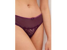 B.P.C stringi brazylijskie ciemny fiolet z aksamitnym paskiem 44/46.