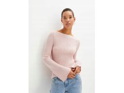 B.P.C sweter różowy z metaliczną nitką 52/54.