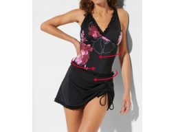 B.P.C sukienka kąpielowa średni stopień modelowania w kwiaty r.44