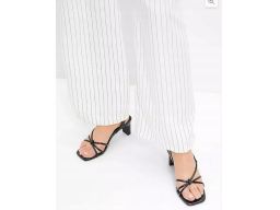 B.P.C sandały czarne na obcasie z paseczkami 41.