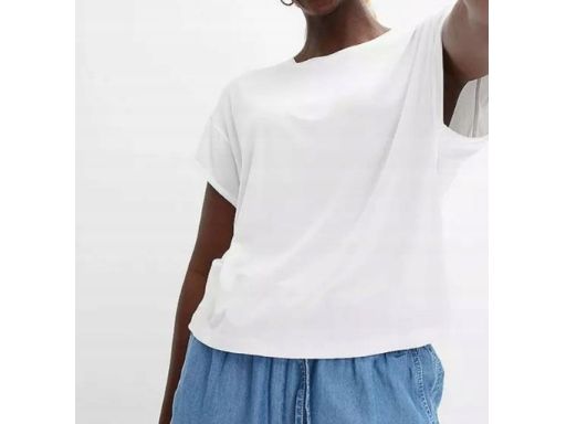 B.P.C biały t-shirt oversize z wiskozy 44/46.