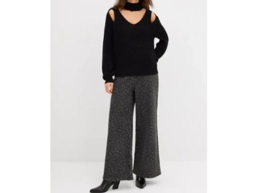 B.P.C sweter czarny z wycięciami 44/46.