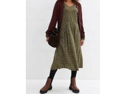 B.P.C sukienka khaki midi we wzorki 48/50.