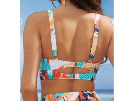 B.P.C bikini na fiszbinach kolorowe z figami z wysokim stanem 46 (90E)
