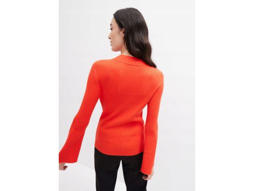B.P.C sweter prążkowany czerwony z wycięciem r.36/38