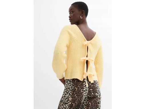 B.P.C sweter żółty z uroczymi kokardkami na plecach r.48/50