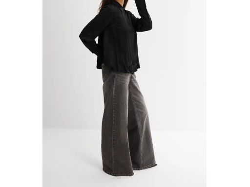B.P.C bluzka koszulowa satynowa czarna r.46