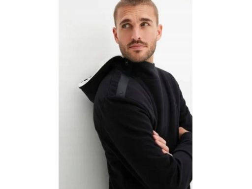 B.P.C bluza męska czarna z kapturem ocieplana jasnym polarem L.