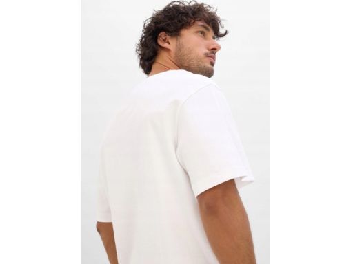 B.P.C męski t-shirt biały z grubszej bawełny z małym nadrukiem 3XL.