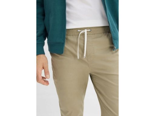 B.P.C męskie spodnie ze stretchem regular fit 60.