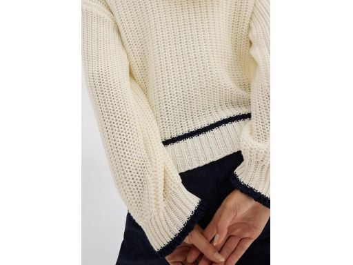 B.P.C sweter rozpinany śmietankowo-granatowy 36/38.