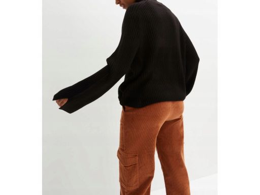 B.P.C czarny sweter ze stójką oversize ^36/38