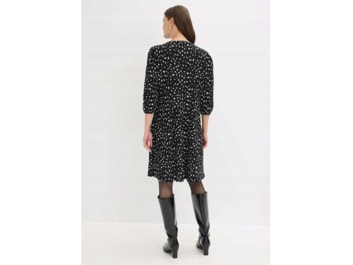 B.P.C sukienka midi czarna w jasne wzorki z krepy 44/46.