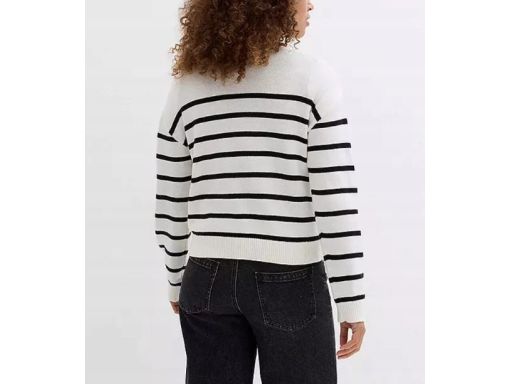 B.P.C sweter rozpinany śmietankowy w czarne paski 36/38.