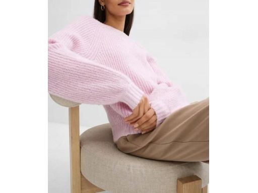B.P.C sweter różowy z kokardkami 48/50.