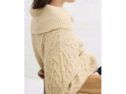 B.P.C sweter luźnym golfem beżowy 48/50.