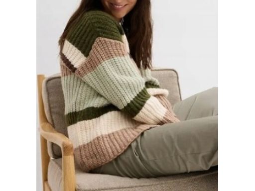 B.P.C sweter rozpinany w paski 36/38.