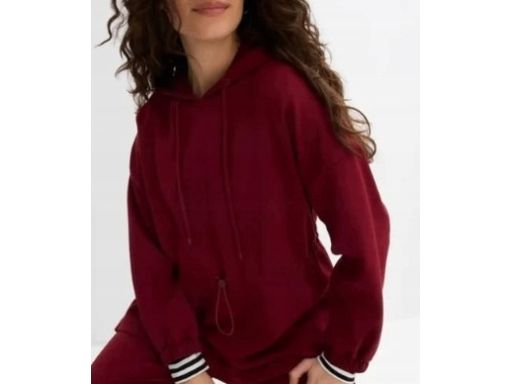 B.P.C bluza z kapturem i wiązaniem w pasie bordowa 40/42.