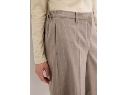 B.P.C bermudy damskie eleganckie beżowe w paseczki 52.